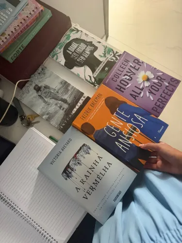 Livros ( 25 cada)