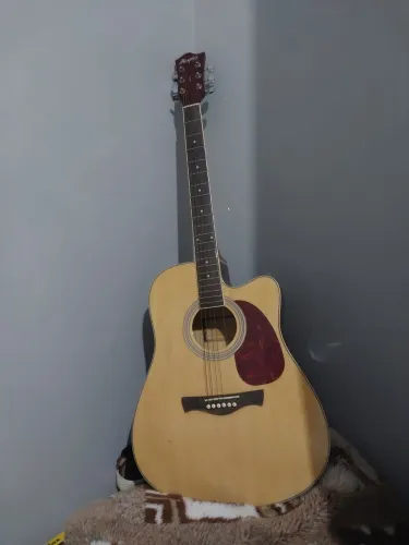 VENDO VIOLÃO URGENTEMENTE ?