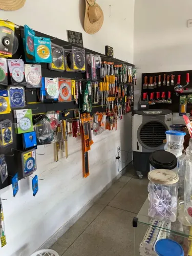 Vendo ferragista valor 50 mil