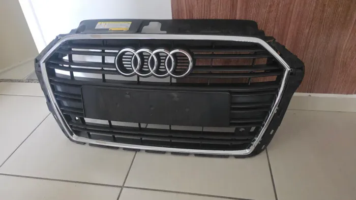 Grade Audi A3 - 17 a 20 - ORIGINAL