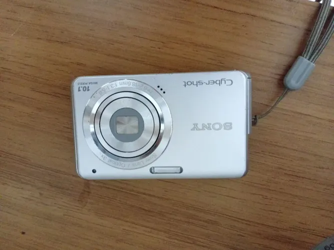 Camera digital Sony Cyber Shot 10.1 mp