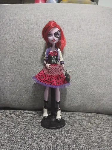 Monster high operreta picture day