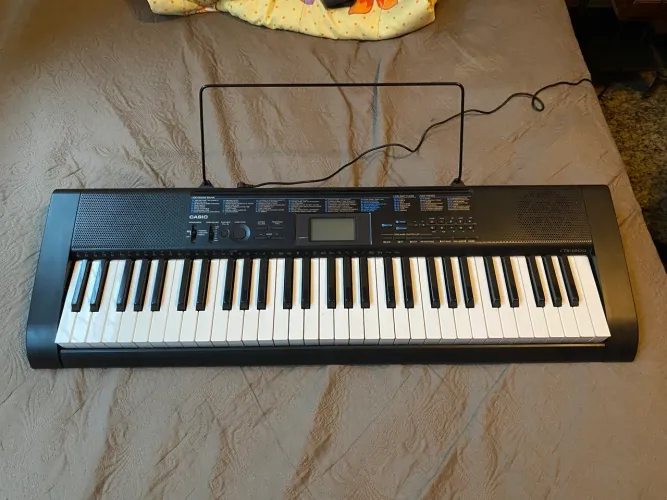 Teclado Casio CTK-1200 