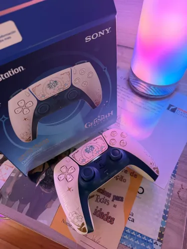 Controle ps5 edição especial genhsin impact
