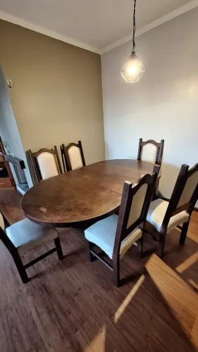 Mesa de jantar madeira maciça + cadeiras