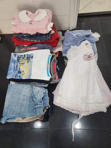 Lote 51 peças roupas infantis menino e menina