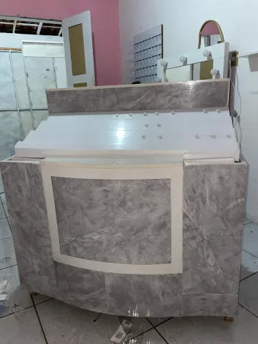 Balcão para comércio em geral ou loja