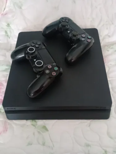 Ps4 slim