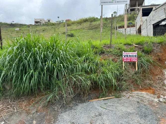 Terreno à Venda no Bairro Aeroporto