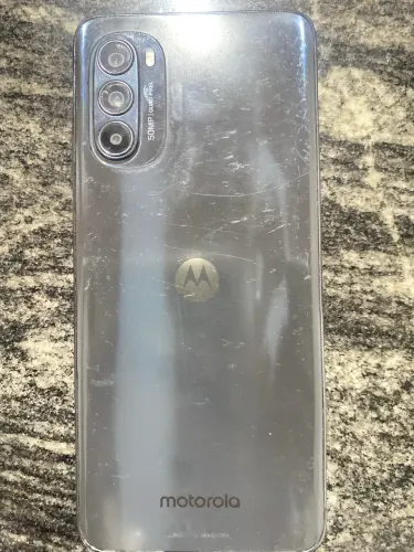 Moto e13