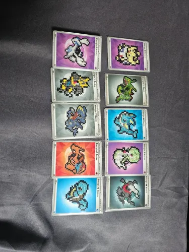 Cartas bordadas de pokemon
