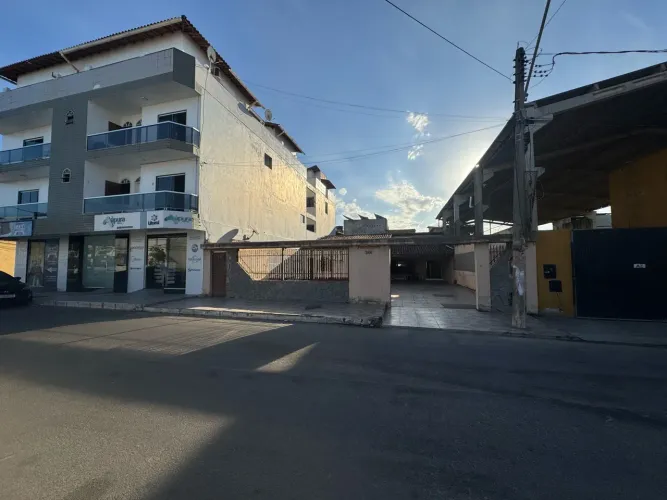 ALUGO IMÓVEL COMERCIAL DE 397,5 M² EM MARATAÍZES - EM FRENTE AO FÓRUM E À PREFEITURA 