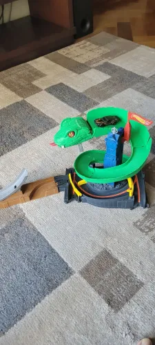 Hot Wheels City Ataque da Cobra