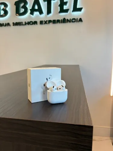AirPods 4 ANC Usado - Loja Fisica