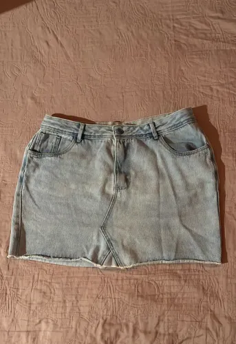 Saia tamanho 44 