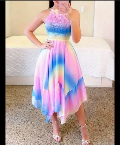 2 Vestidos midi com lastex estampados
