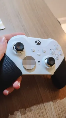 Controle Xbox Elite Series 2 Core Branco SEM USO