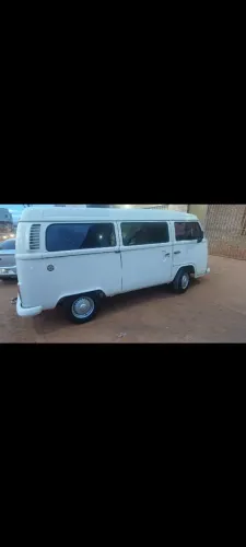Volkswagen Kombi Standard 1.4 MI Total Flex 8V 2011