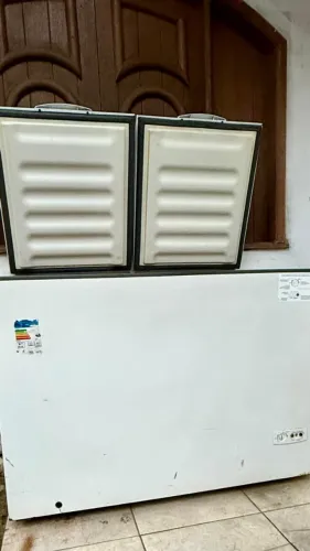 LEIA COM ATENÇÃO - FREEZER