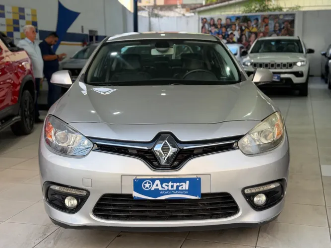 Renault Fluence Sed. Dynamique 2.0 16V Flex Aut. 2016