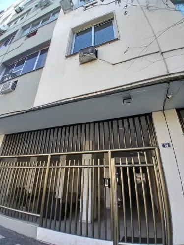 Imóvel para aluguel possui 64m com 2 quartos no Leblon com vaga de garagem - Rio de Janeir