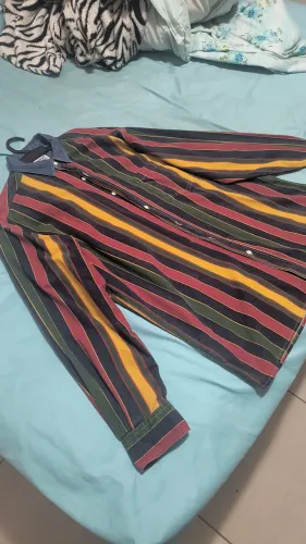 Vendo camisa para festa junina tamanho G, sou de Taubaté