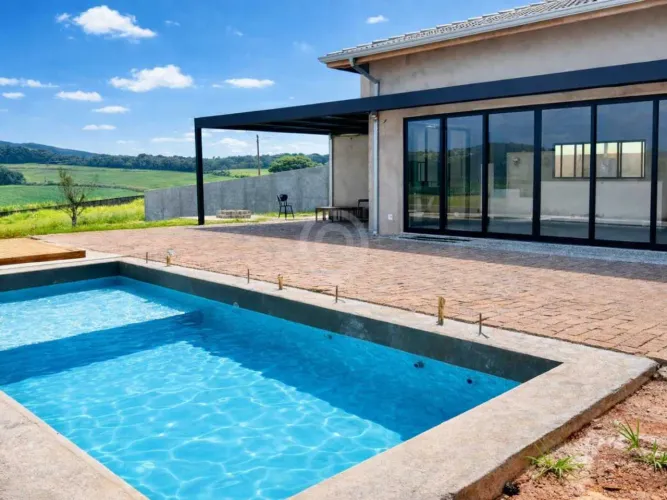 Casa em Condomínio : / Residencial / Sítio da Moenda