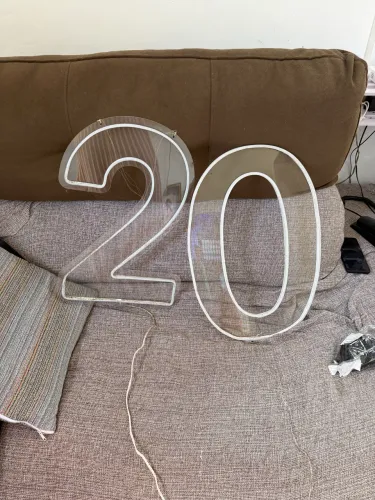 NÚMERO LED 20