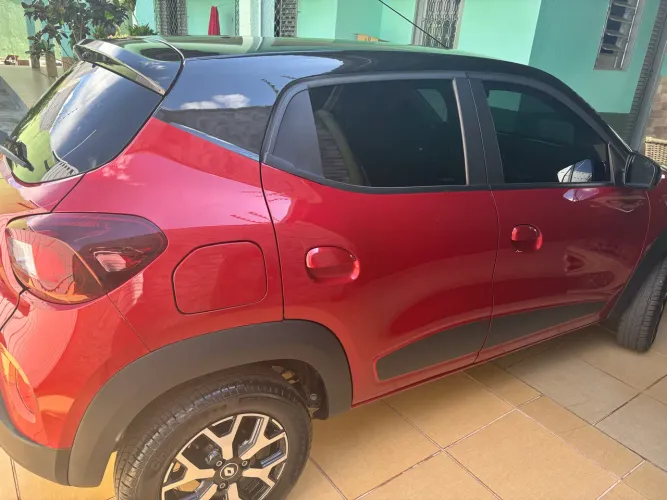 Renault Kwid Intense 1.0 Flex 12V 5P Mec. 2023