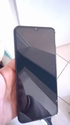 Vendo celular em boas condições de uso