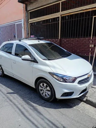 Chevrolet Onix Hatch LT 1.0 8V Flex Mec. 4P 2019