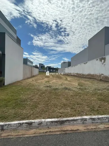 ÁGIO DE TERRENO Á VENDA NO PRIMOR DAS TORRES - 165.000,00