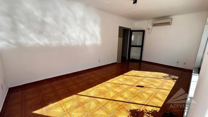 Casa com 1 dormitório para alugar, 165 m² por R$ 4.000,00/mês - Vila Bocaina - Mauá/SP