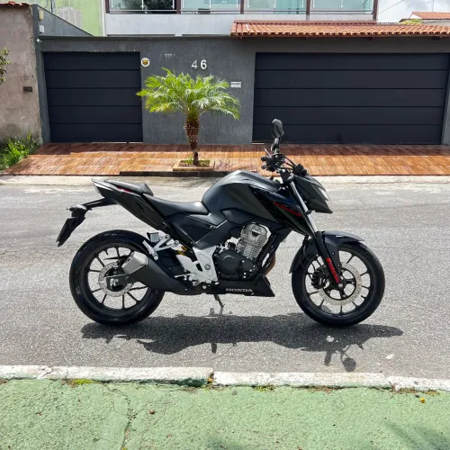 Cb twister 300F 