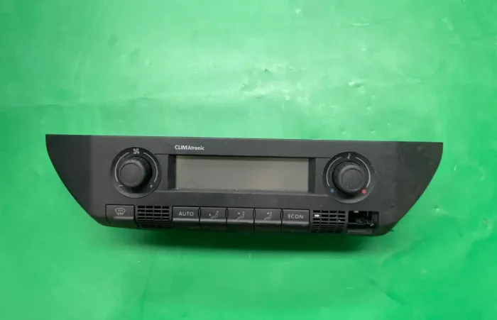 Painel De Comando De Ar - Climatronic Vw Polo - Preto