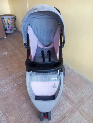 Vendo carrinho de bebê em ótimo estado