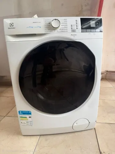 Lava e Seca Electrolux 