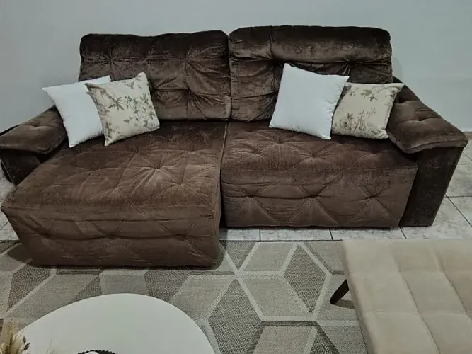 Sofá 3 Lugares Retrátil e Reclinável Muito Conservado