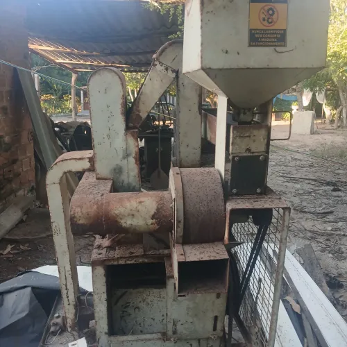 máquina de pilar arroz