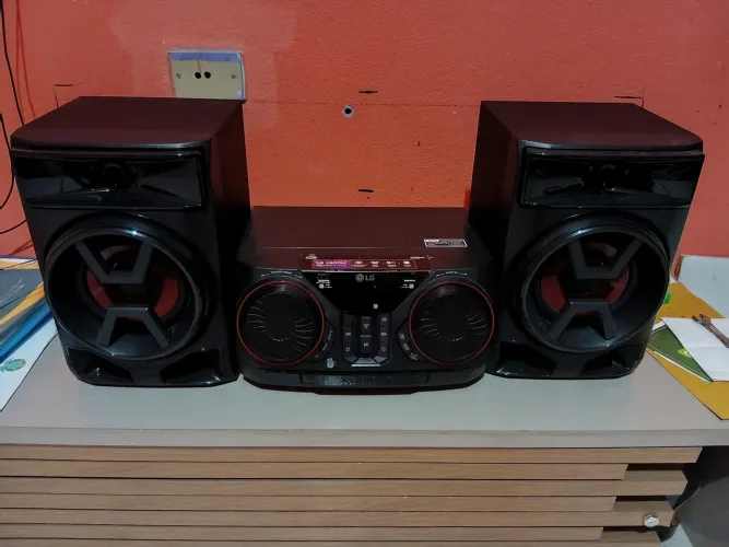 Vedo mini siste LG 4 meses de comprado estado de novo