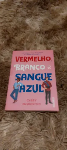 Livro Vermelho, Branco e Sangue Azul (Novo)
