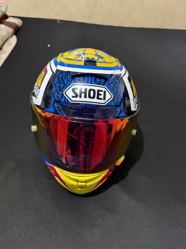 Capacete Shoei 56