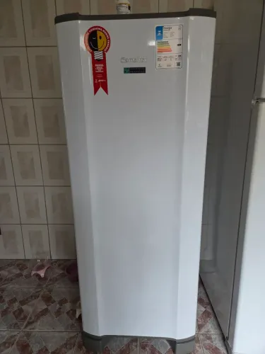 Geladeira Esmaltec 245 litros inverter