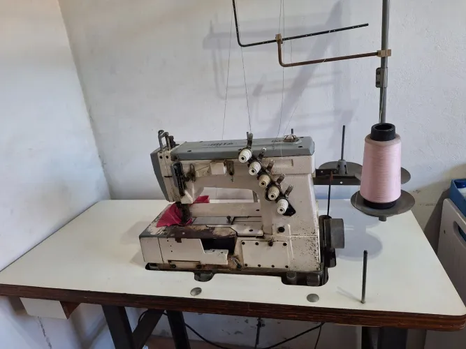 Máquina galoneira industrial Morita