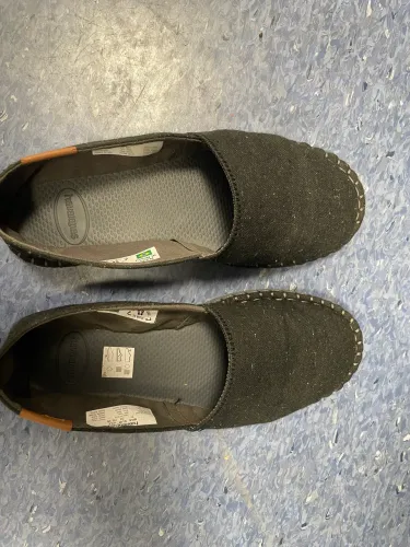 Vendo alpargata usada só uma vez. Produto original das lojas Havaianas
