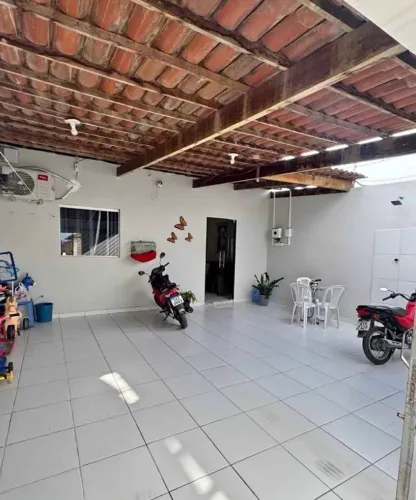 Vende-se casa no Conj. Eduardo Angelim KF
