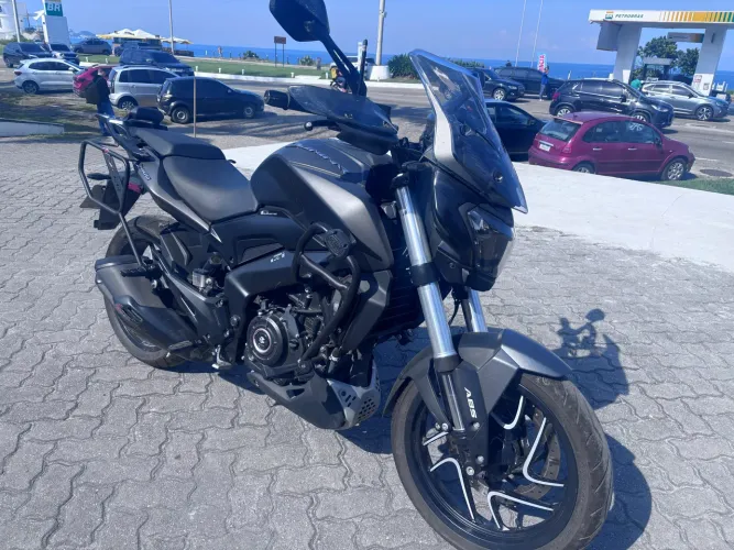 Bajaj Dominar 400cc 2025 - Vendedora Fernanda