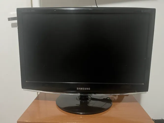 Monitor Samsung 20 Polegadas 2033SWPLUS