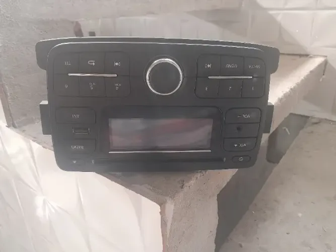 Vendo rádio da Renault original 