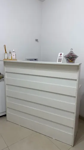 Balcão grande para recepção , não entrego !
